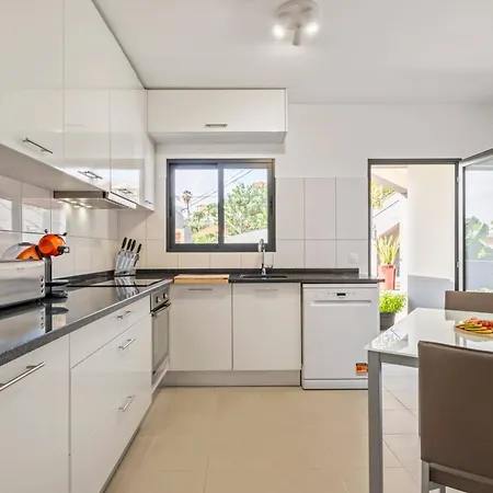 Larano Apartament Funchal (Madeira)